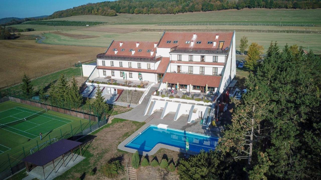 Hotel Berounka Hrebecniky Eksteriør billede