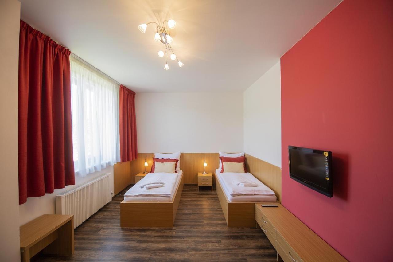Hotel Berounka Hrebecniky Eksteriør billede